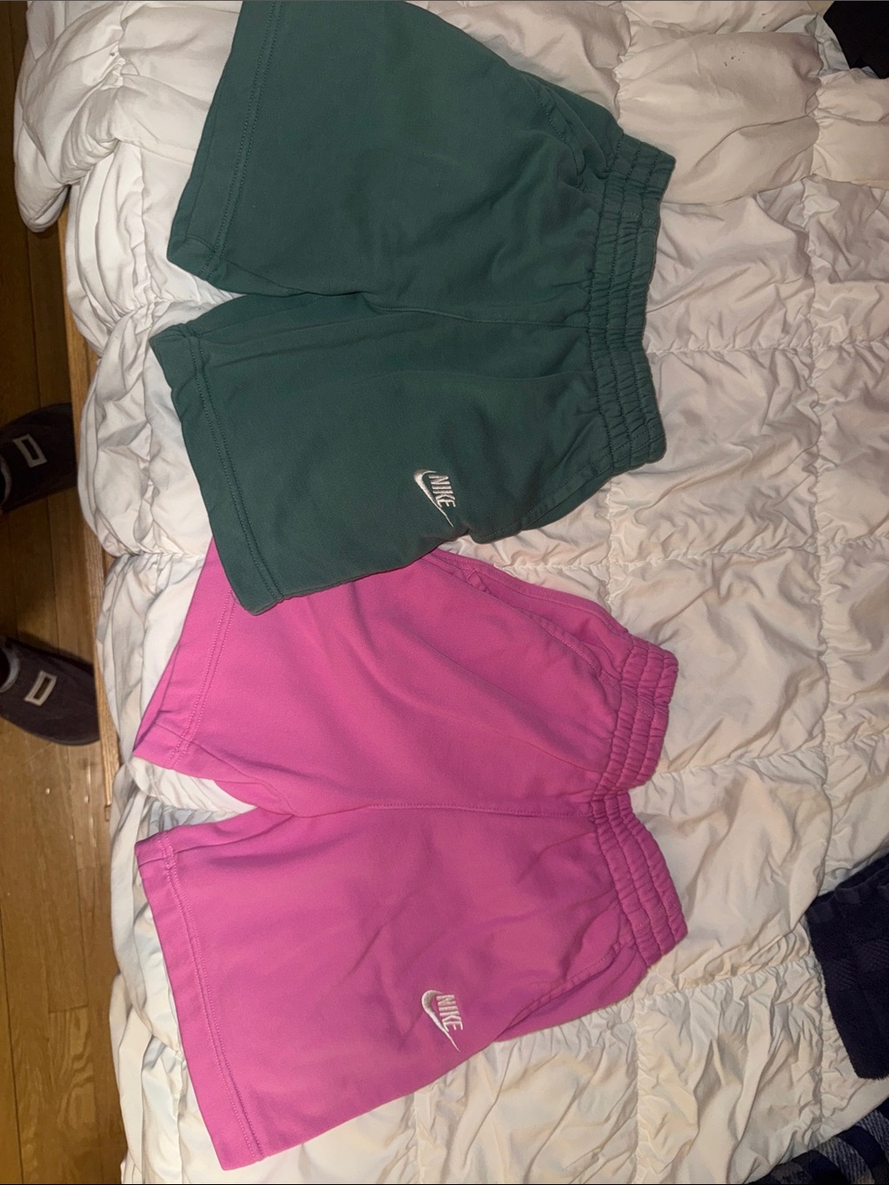 2 Nike Kids Elastic Waist Shorts in Green & Pink